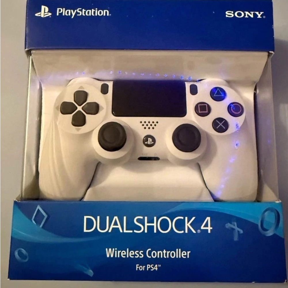 Sony White DualShock 4 Wireless PS4 Controller